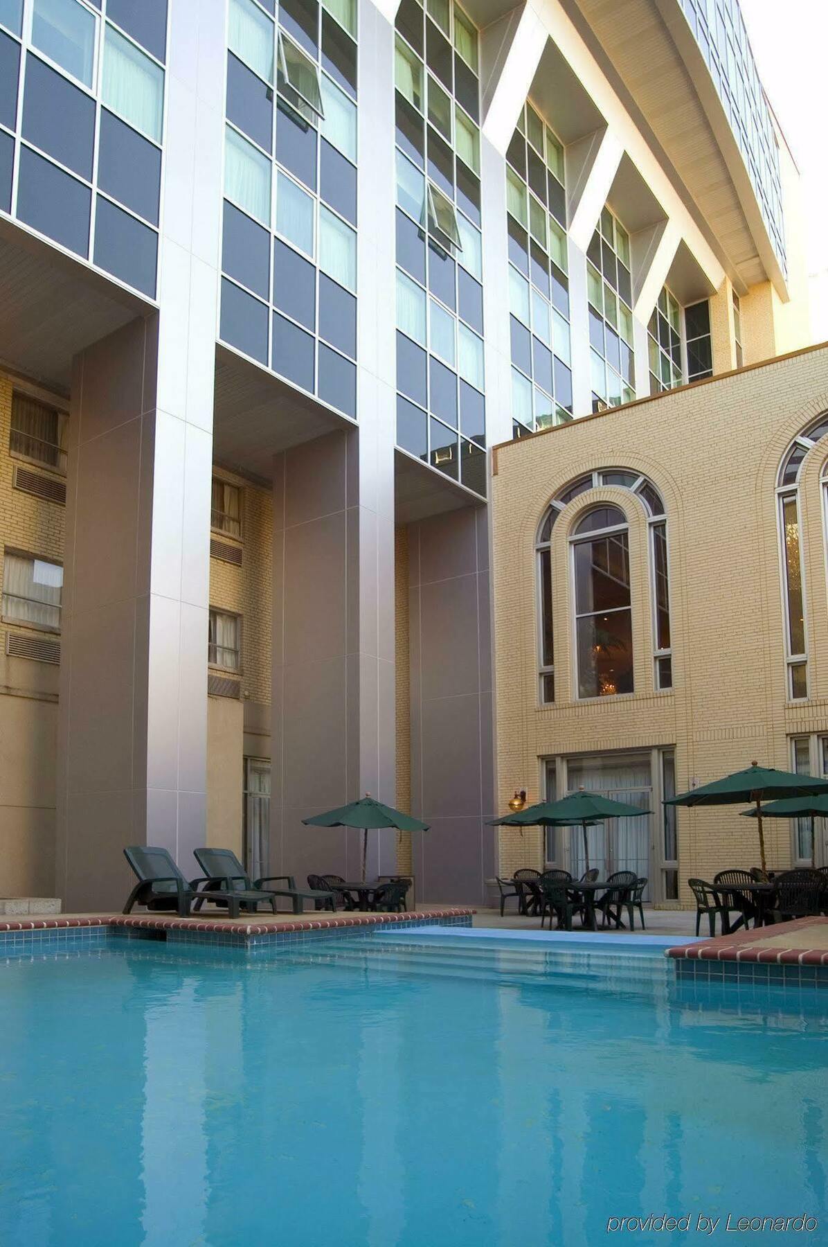 Hotel Plaza & Extended Clayton